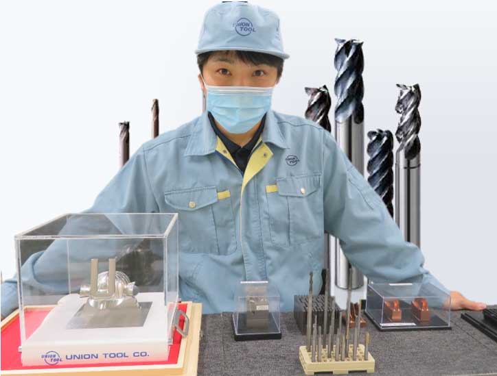 エンドミル工具開発課&nbsp;課長&nbsp;渡邉 昌英